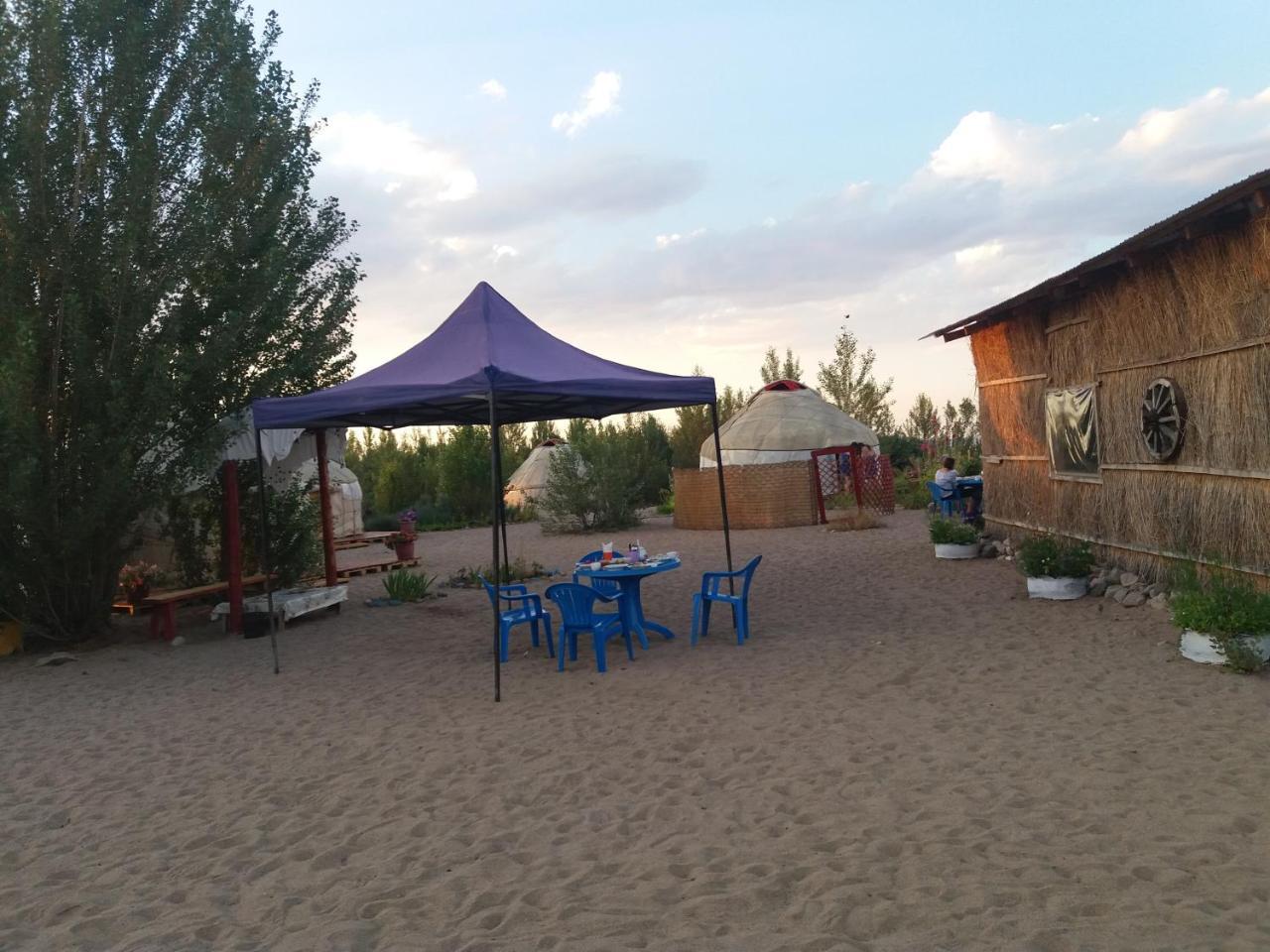 Hotel Yurt Camp Tosor Esterno foto